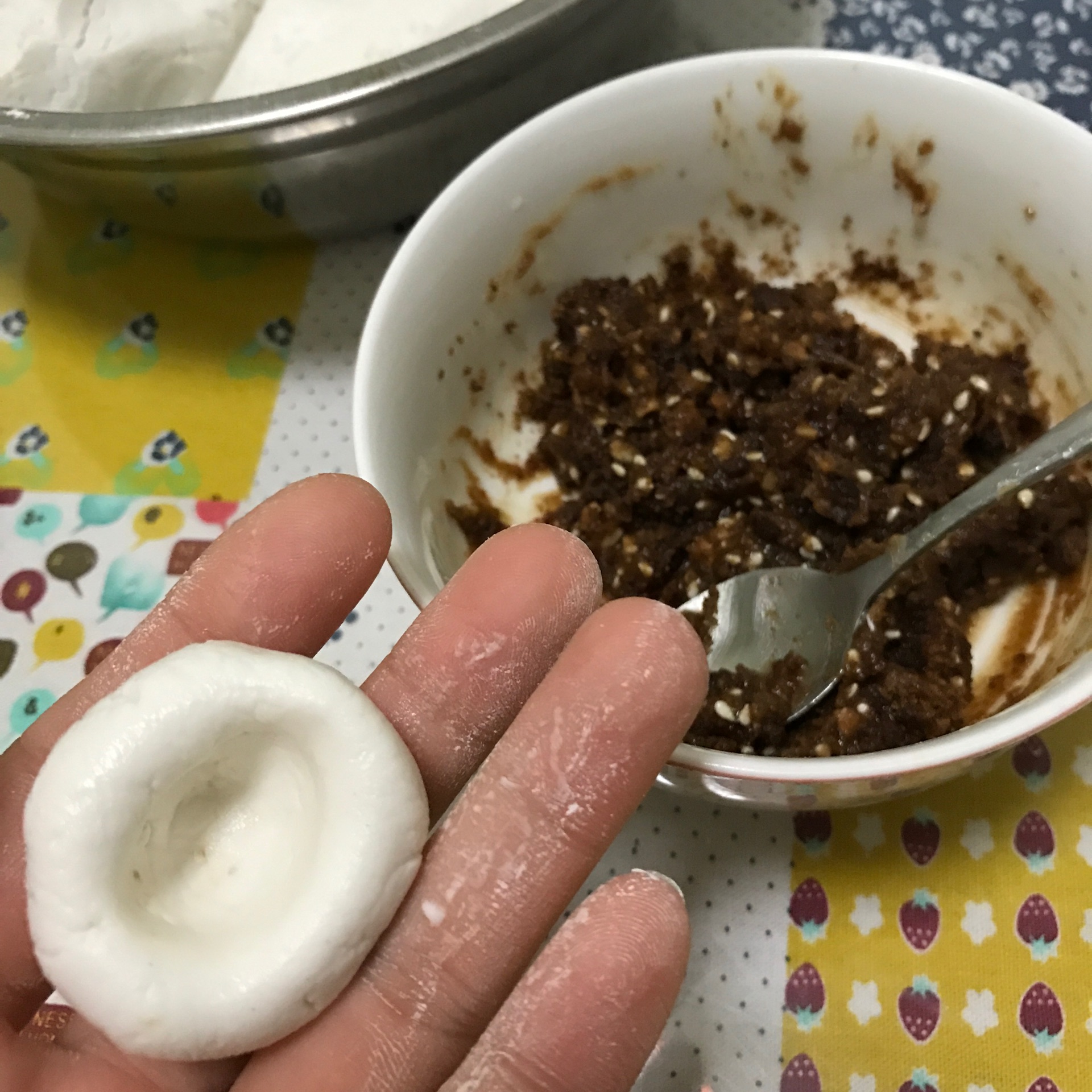 A taste of memories -- Echo's Kitchen: Tang Yuan in Ginger Syrup 红糖姜汁汤圆