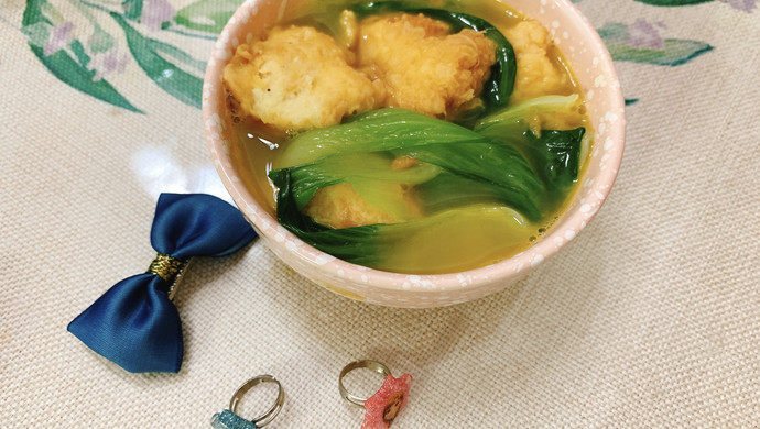 减肥族可以吃的清汤小油菜鸡肉丸