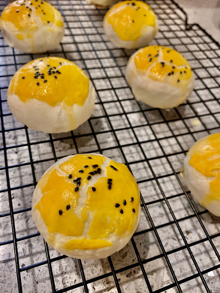 蛋黄酥的做法