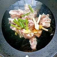糖醋排骨的做法图解2