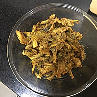 酥酥脆脆～油炸鲜蘑的做法图解4