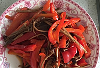 红辣椒炒茶树菇的做法