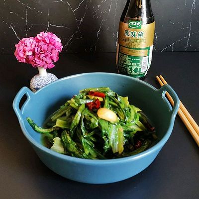 清炒油麦菜