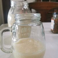 椰浆酒酿冰牛奶的做法图解2