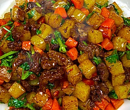 土豆牛肉粒的做法