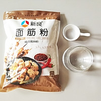 夏日烧烤摊必不可少的烤面筋串的做法图解1