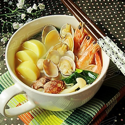 蛤蜊海鲜汤