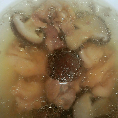 香菇鸡汤（电高压锅版）