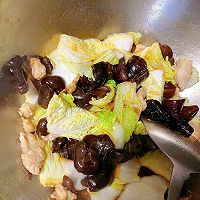#让每餐蔬菜都营养美味#鸡汁黑白菜的做法图解5