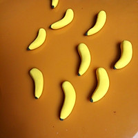猴赛雷吃香蕉翻糖蛋糕的做法图解12
