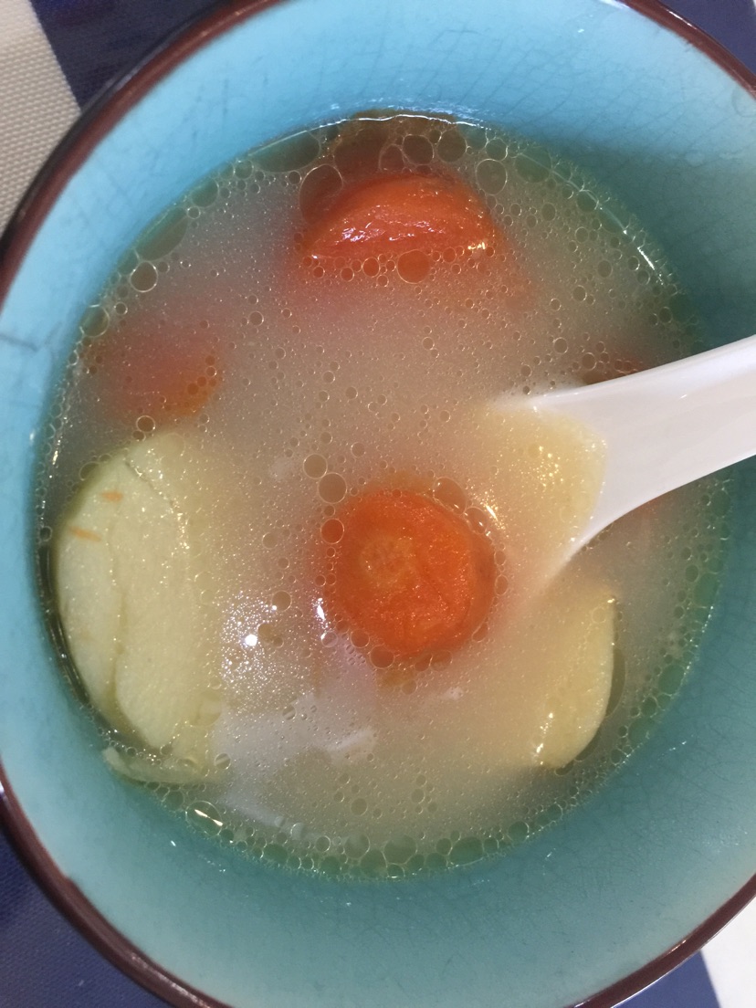 花胶骨头汤的做法图解2