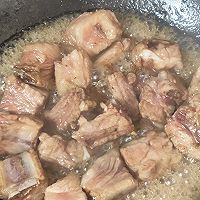 0技巧 糖醋排骨  好吃到舔手指 （不用焯水）的做法图解3