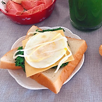 #精致一人食#营养快手早餐 开放式三明治➕羽衣甘蓝汁的做法图解1
