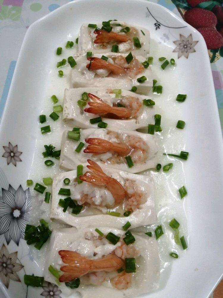 水豆腐蒸凤尾虾的做法