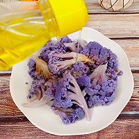 #李锦记X豆果 夏日轻食美味榜#凉拌紫花椰菜的做法图解7