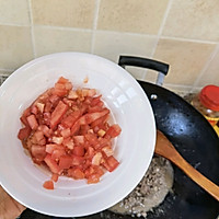 #开启冬日滋补新吃法#西红柿香菇肉酱面的做法图解4