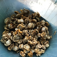 腐乳双绿炒贻贝的做法图解1