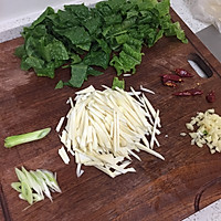 茭白蛋炒面的做法图解2