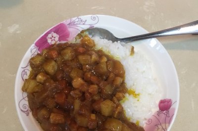 咖喱鸡肉饭