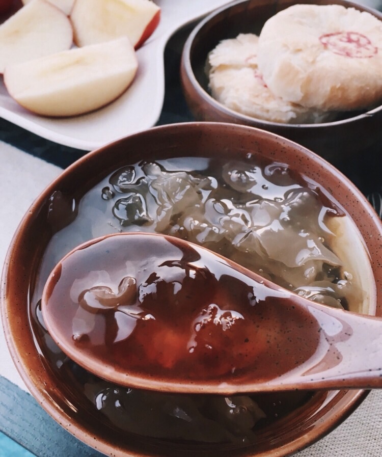 养生餐-红豆银耳粥的做法图解2