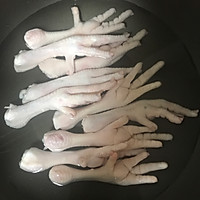 酱鸡爪的做法图解1