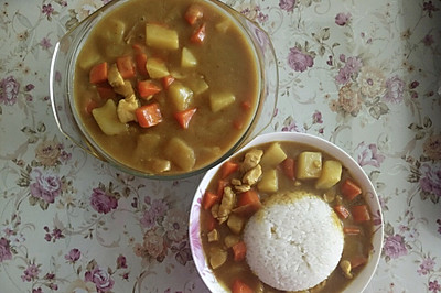 鸡肉土豆咖喱饭