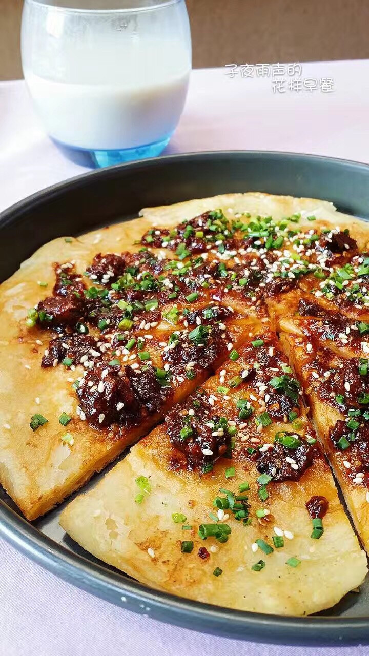 阳光美食-牛肉酱香饼的做法