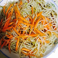 凉拌绿豆芽的做法图解3