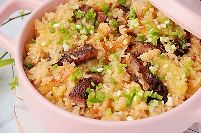 腊排骨土豆焖糯米饭