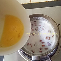 【快手早餐】酸甜鸡蛋牛奶酒酿的做法图解4