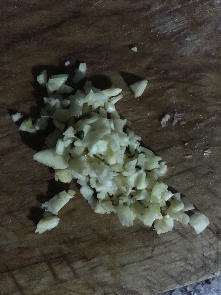 蒜香豇豆炒肉（微辣）的做法图解3