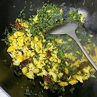 私房*香椿炒鸡蛋的做法图解7