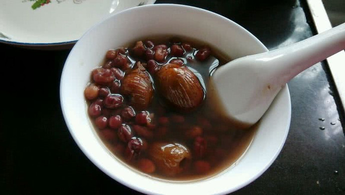 蜜枣红豆甜汤