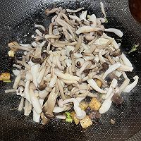豉香瑶柱鲜菇的做法图解2