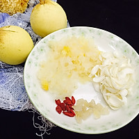 银耳枸杞百合雪梨糖水/枸杞雪梨糖水的做法图解2