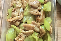 减脂餐_青椒炒鸡胸肉的做法