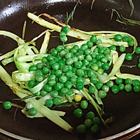 开心果芦笋豌豆手工意面的做法图解11