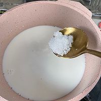 草莓奶冻的做法图解3