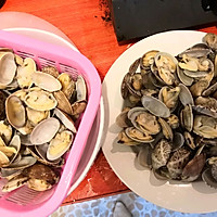 爆炒花甲的做法图解1