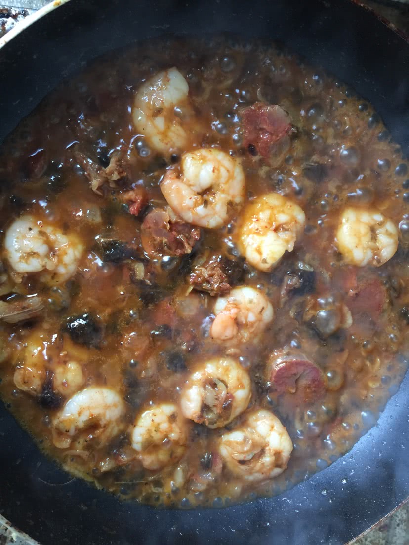 鲜虾腊肠鲍鱼汁炒饭的做法图解5