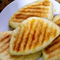 韭菜鸡蛋包子菜盒子的做法图解5