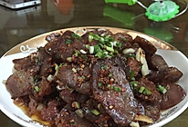 焖香肠的做法