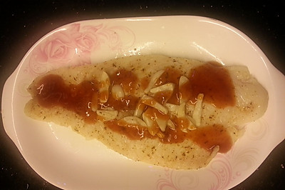 微波炉烤龙脷鱼柳（蒜蓉味）