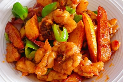 干锅土豆鸡块
