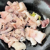 #李锦记X豆果 夏日轻食美味榜#红烧鱿鱼的做法图解2