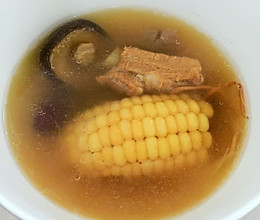 虫草花玉米排骨汤的做法