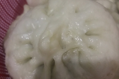 素西湖鸡蛋包子