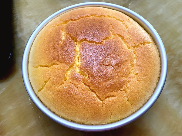 好吃又低脂的酸奶蛋糕（8寸）的做法