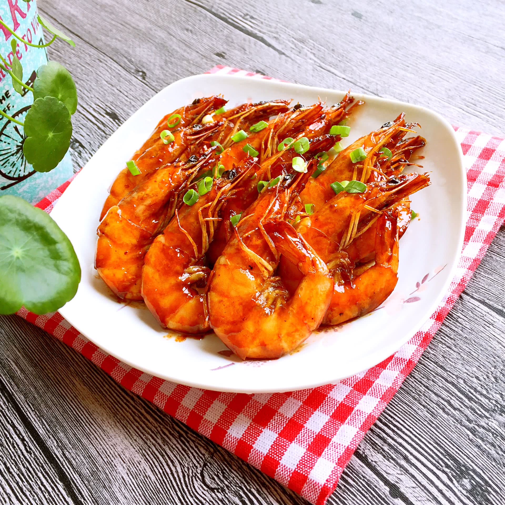 葱香豆豉炒大虾,葱香豆豉炒大虾的家常做法 - 美食杰葱香豆豉炒大虾做法大全
