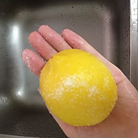 柠檬蜂蜜水（健身自制）的做法图解2